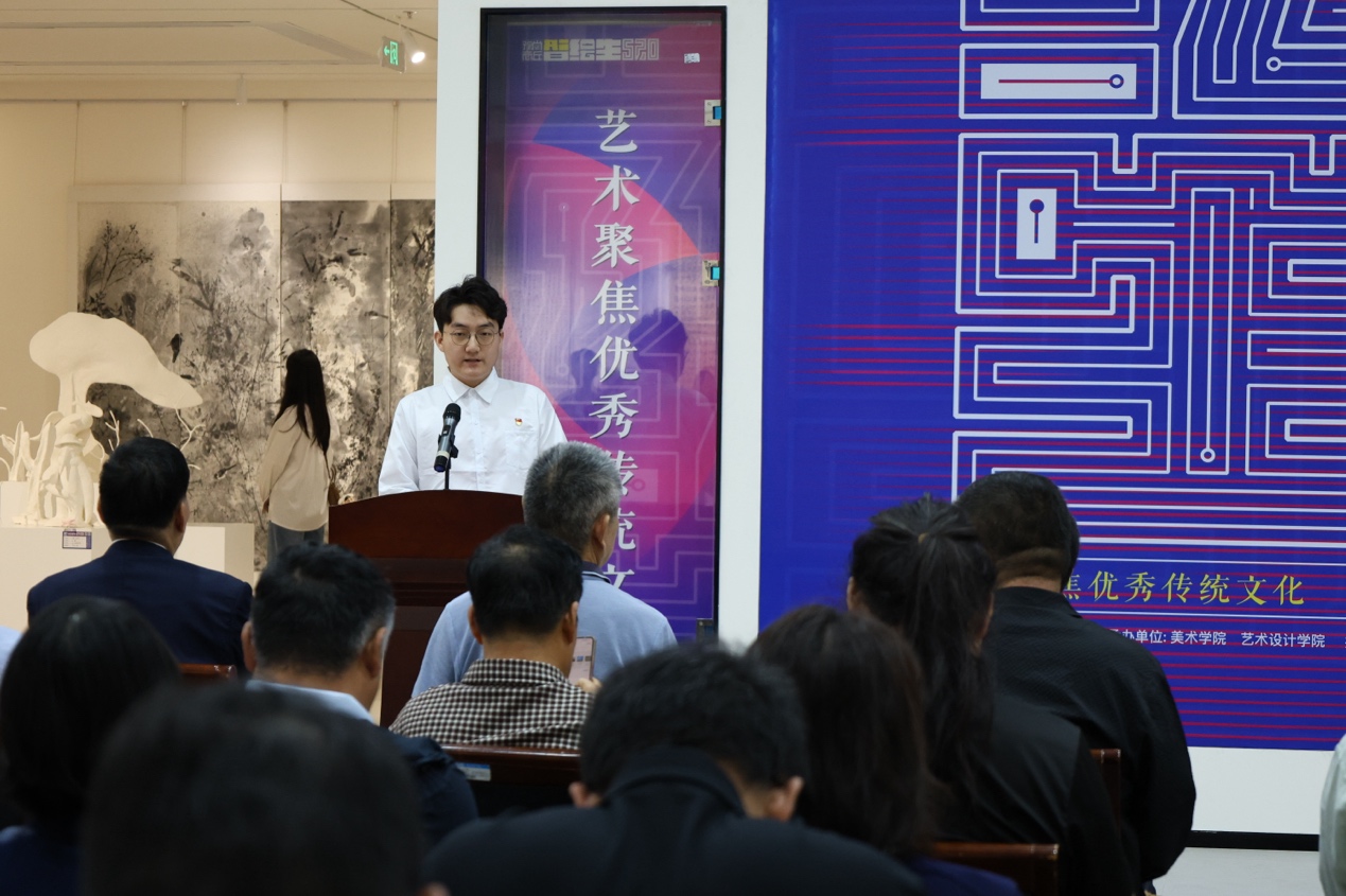 一群人在台上演讲AI 生成的内容可能不正确。 一群人在台上演讲AI 生成的内容可能不正确。